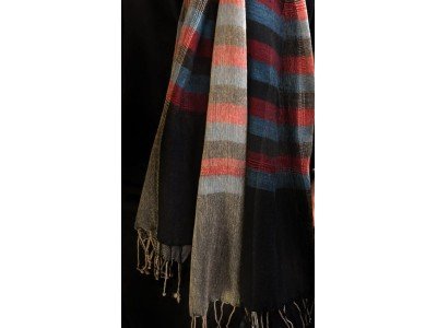 Wollen sjaal, strepen, zwart, bordeaux, blauw