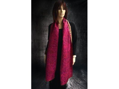 Zijden vintage kantha sjaal, geel, rood en roze